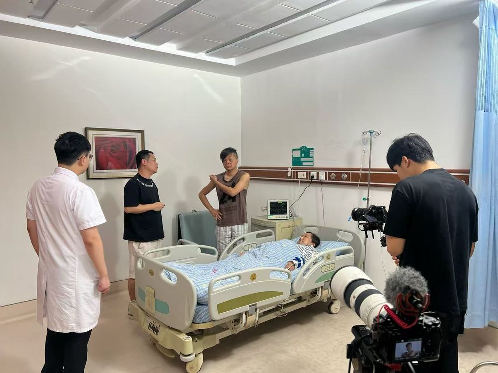 医疗空间人物场景中的摄影机拍摄现场